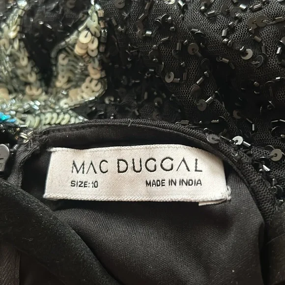 Evening gown - Picture 5 of 6